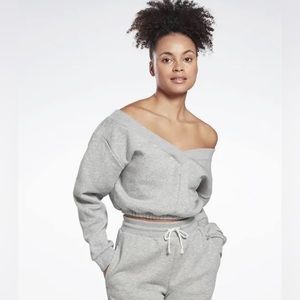 Reebok Studio Restorative Sweatshirt Medium Gray Heather
